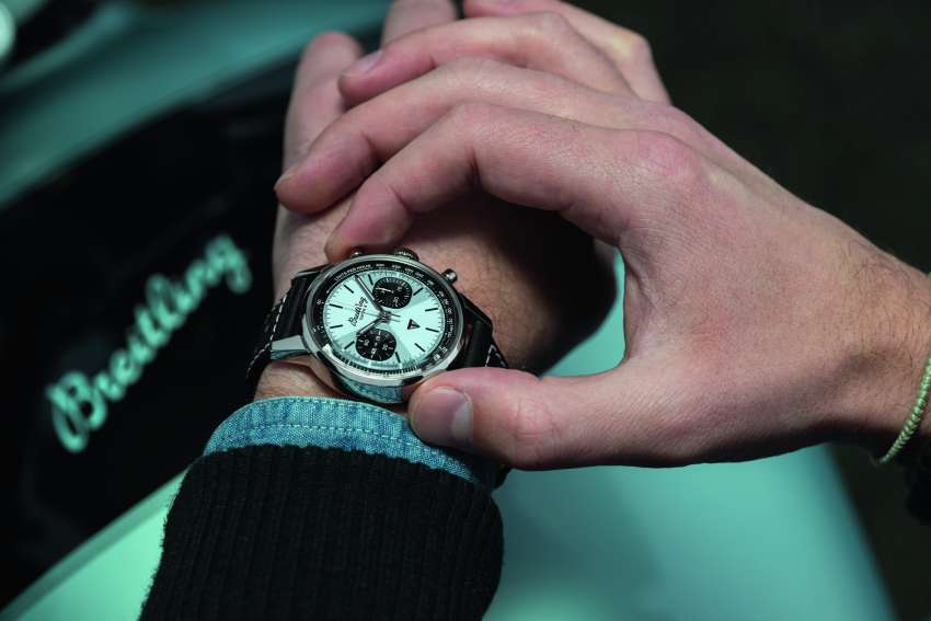 Triumph unveils Speed Twin Breitling limited edition 1419735