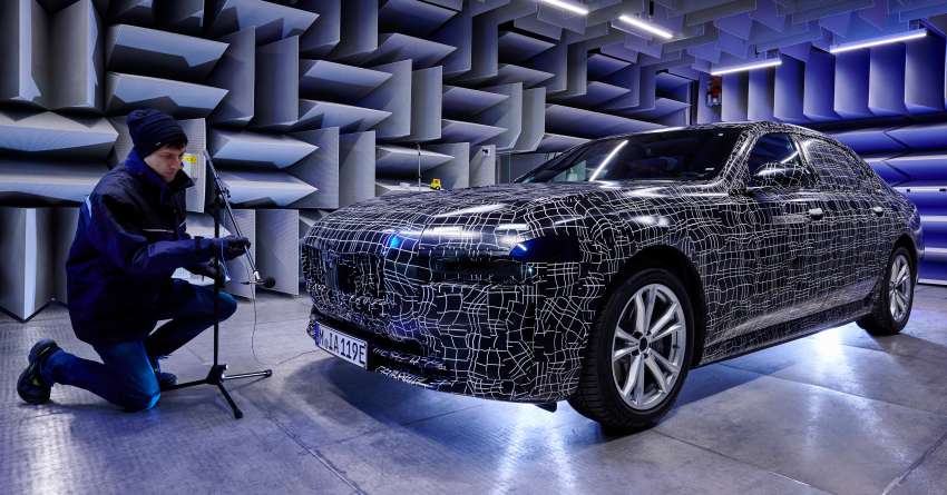 G70 BMW i7 undergoes acoustic testing before debut 1419057