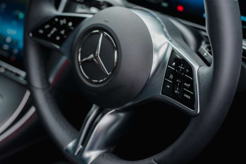 Mercedes-Benz C-Class W206 2022 kini di M’sia – C200 Avantgarde Line, RM288k; C300 AMG Line, RM330k 1420687