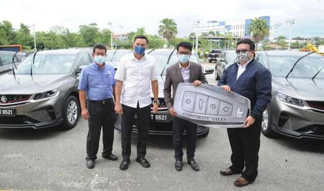 Proton presents eight X50 1.5T Executive SUVs to Subang Jaya City Council for use as official vehicles