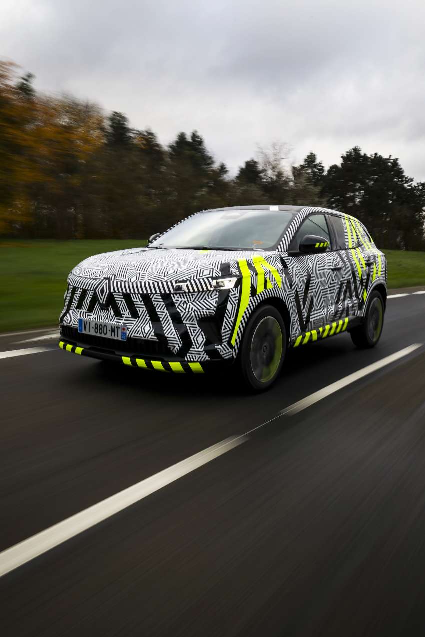 Renault Austral teased again, to be revealed March 8 1419721