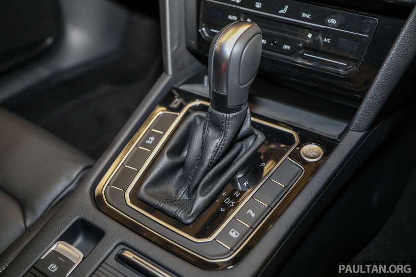 2022 Volkswagen Passat Elegance 2.0 TSI – new 18″ Bonneville alloys, wireless Android Auto, RM184k 1420129
