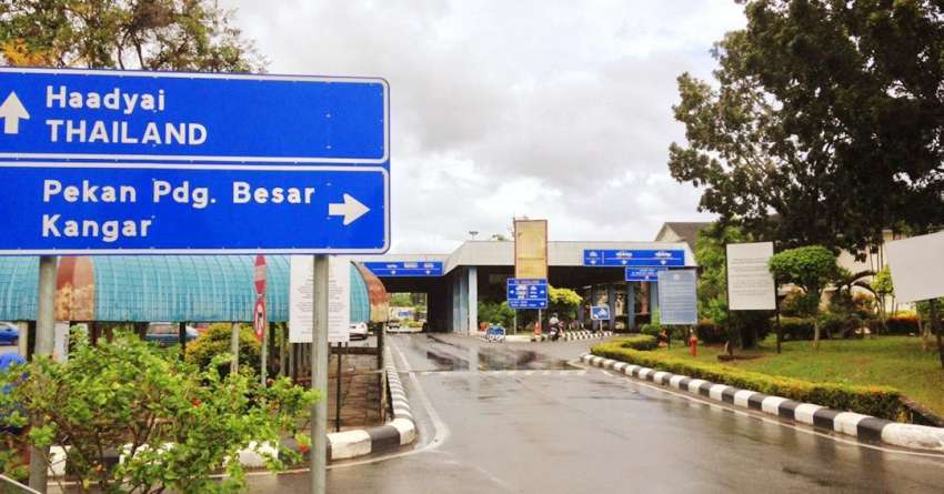 Malaysia-Thailand border to reopen next month? 1414604