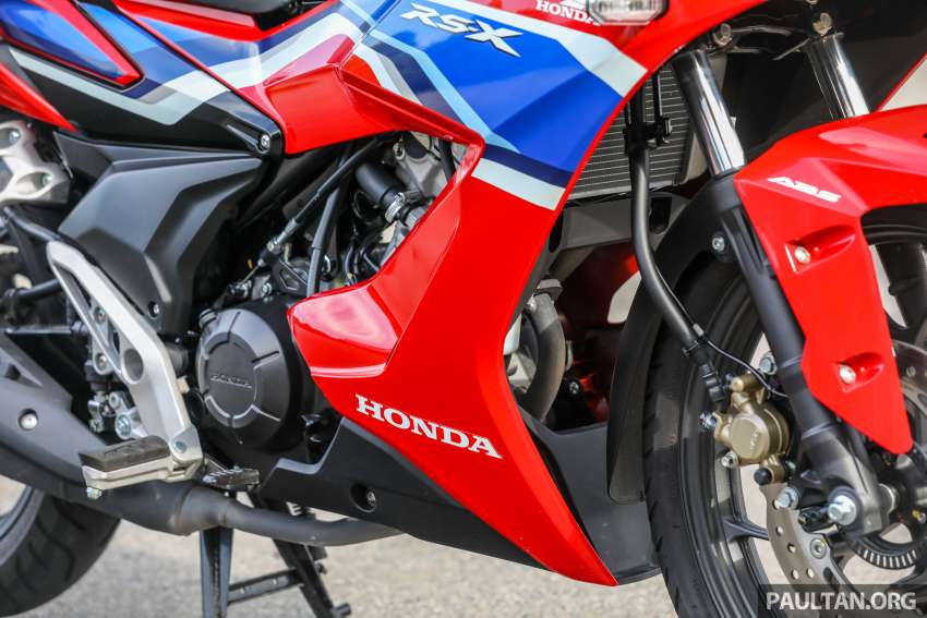 2022 Honda RS-X vs Yamaha Y16ZR Malaysian review 1429579