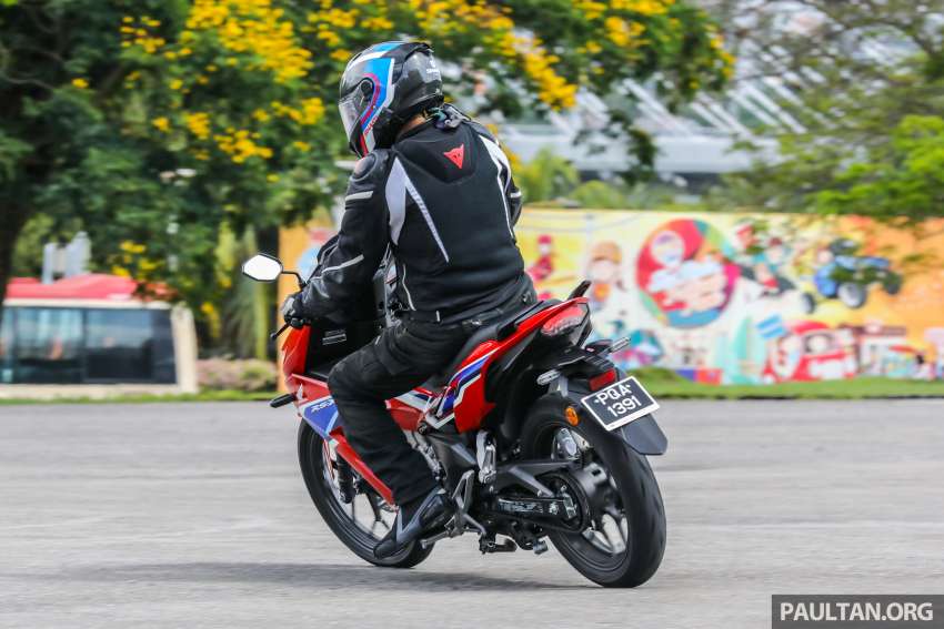 2022 Honda RS-X vs Yamaha Y16ZR Malaysian review 1429629