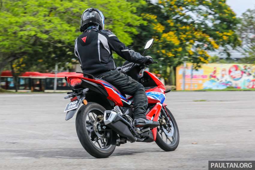 2022 Honda RS-X vs Yamaha Y16ZR Malaysian review 1429642