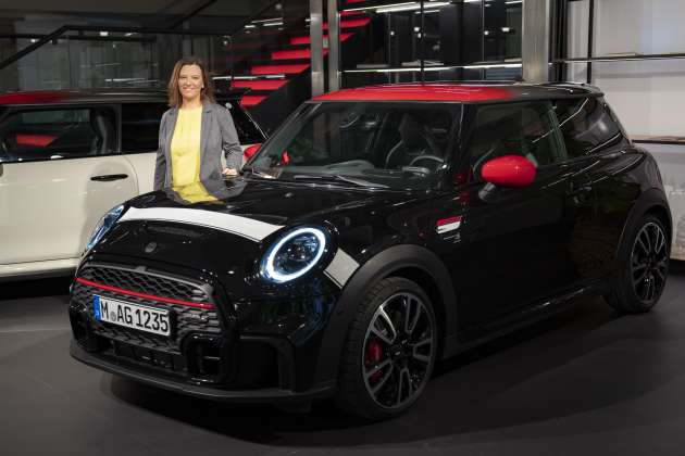 MINI Cooper Pat Moss Edition debuts on International Women’s Day – celebrates iconic female racing driver