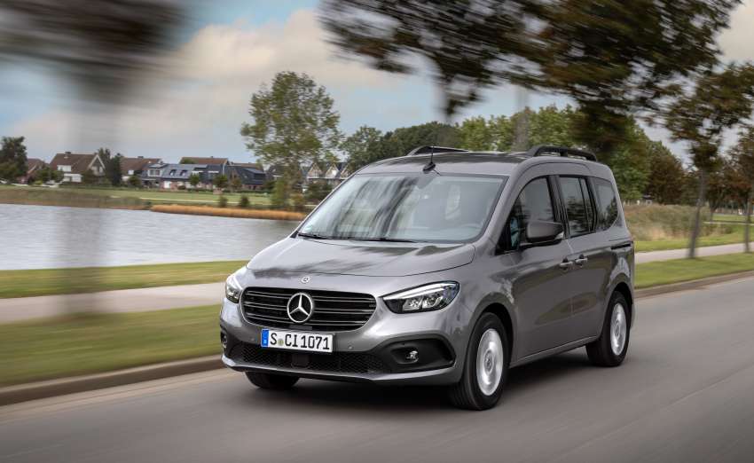 Mercedes-Benz T-Class debut on April 26 – passenger-focused version of Citan; smaller than the V-Class 1437043
