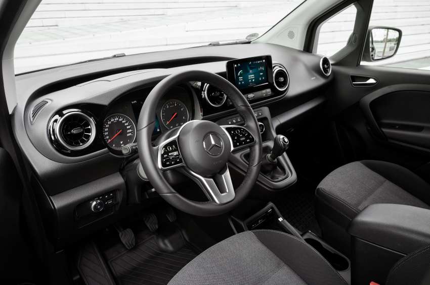 Mercedes-Benz T-Class debut on April 26 – passenger-focused version of Citan; smaller than the V-Class 1437078
