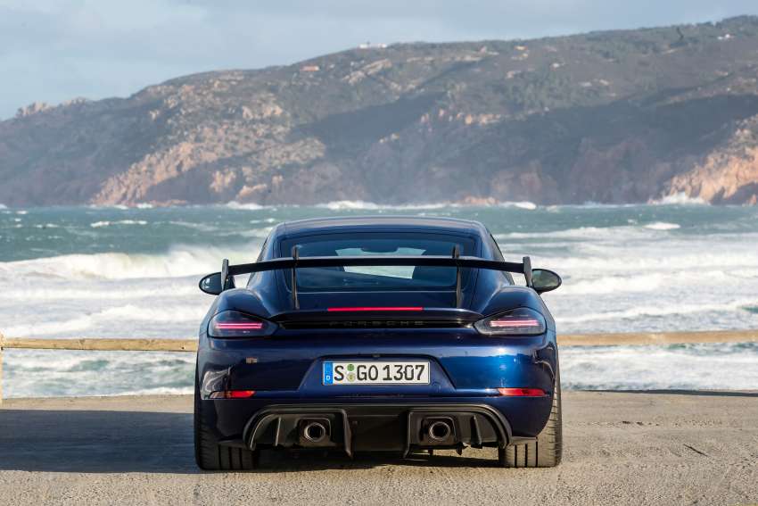 Porsche Cayman GT4 RS review – unbridled madness 1424246