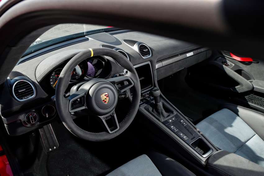 Porsche Cayman GT4 RS review – unbridled madness 1424727