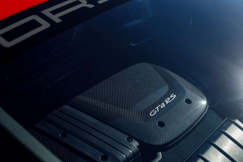 Porsche Cayman GT4 RS review – unbridled madness 1424685
