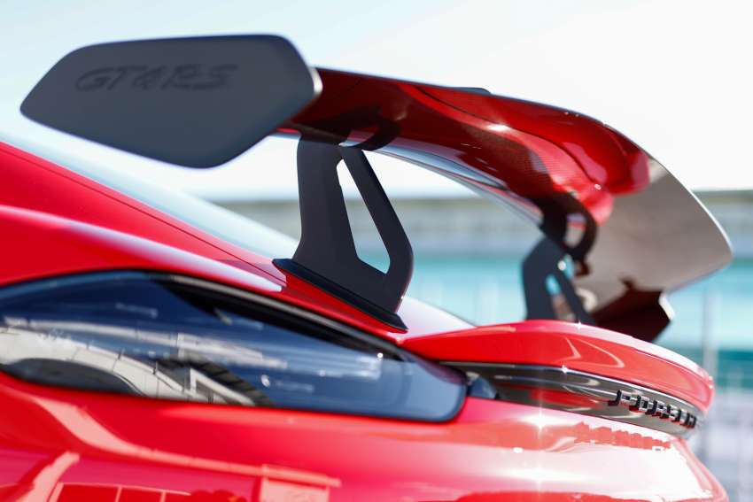 Porsche Cayman GT4 RS review – unbridled madness 1424699