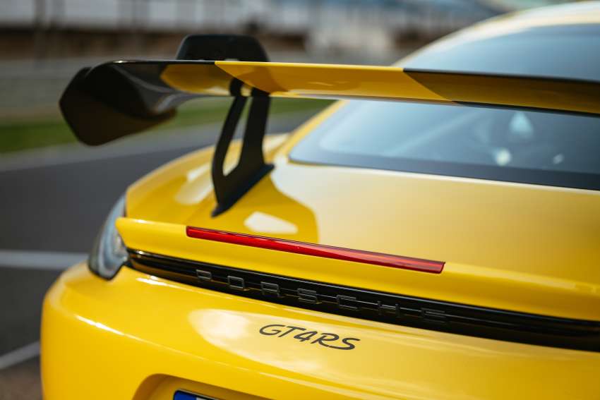 Porsche Cayman GT4 RS review – unbridled madness 1424553