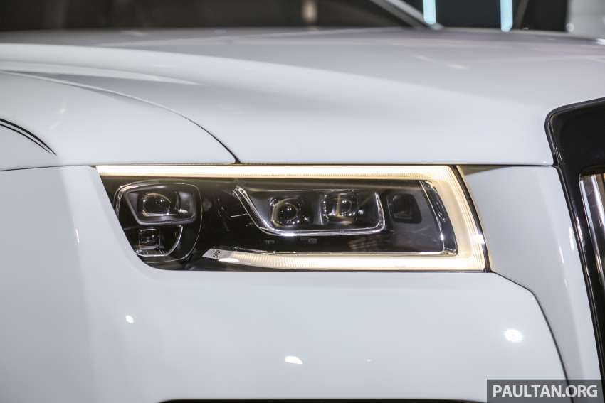 Rolls-Royce Ghost Black Badge 2022 kini tiba di M’sia — tema kemasan gelap, lebih kuasa, dari RM1.8 juta 1425126