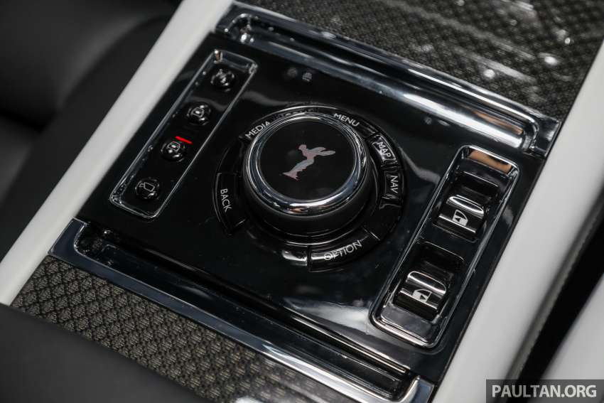 Rolls-Royce Ghost Black Badge 2022 kini tiba di M’sia — tema kemasan gelap, lebih kuasa, dari RM1.8 juta 1425164
