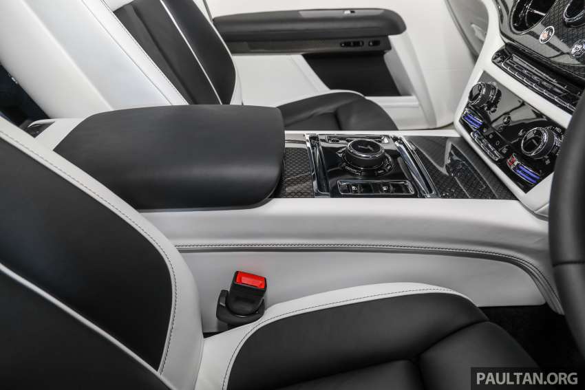 Rolls-Royce Ghost Black Badge 2022 kini tiba di M’sia — tema kemasan gelap, lebih kuasa, dari RM1.8 juta 1425167