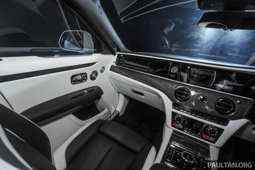 Rolls-Royce Ghost Black Badge 2022 kini tiba di M’sia — tema kemasan gelap, lebih kuasa, dari RM1.8 juta 1425170