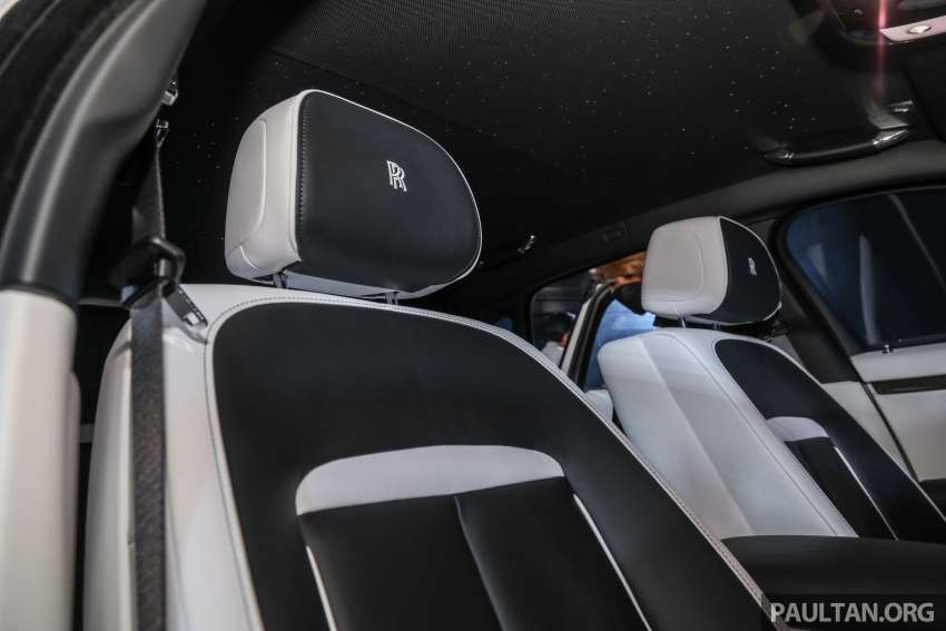 Rolls-Royce Ghost Black Badge 2022 kini tiba di M’sia — tema kemasan gelap, lebih kuasa, dari RM1.8 juta 1425177