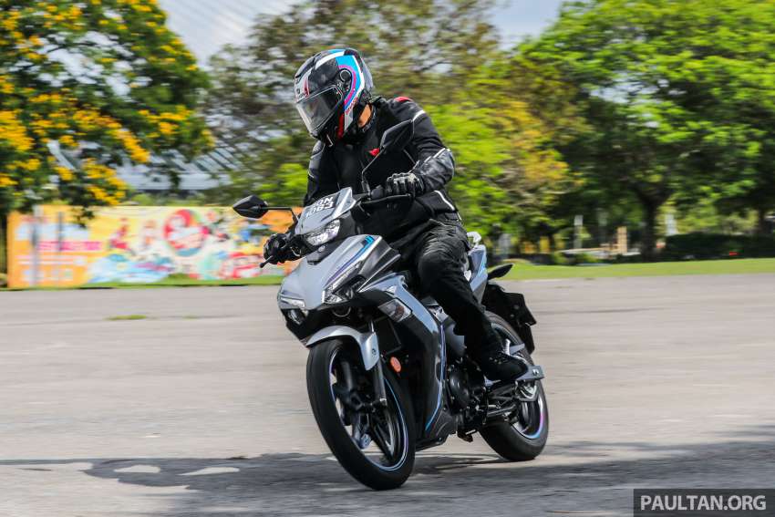 2022 Honda RS-X vs Yamaha Y16ZR Malaysian review 1429541