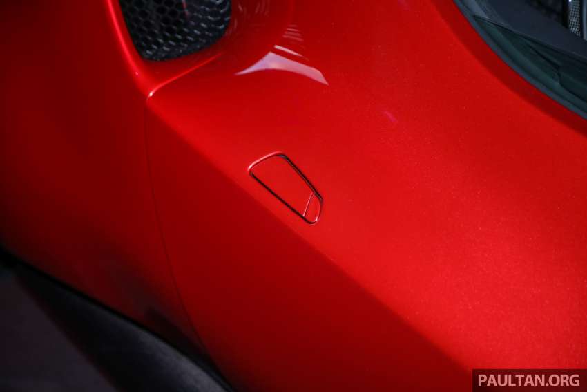 Ferrari 296 GTB kini di Malaysia — 830 PS dan 740 Nm V6 plug-in hybrid, harga bermula dari RM1.228 juta 1436928
