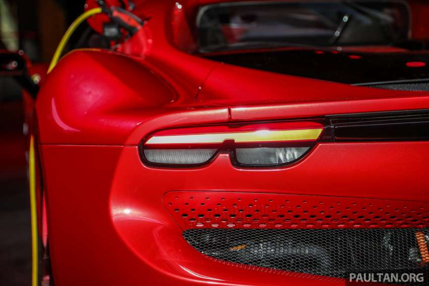 Ferrari 296 GTB kini di Malaysia — 830 PS dan 740 Nm V6 plug-in hybrid, harga bermula dari RM1.228 juta 1436934
