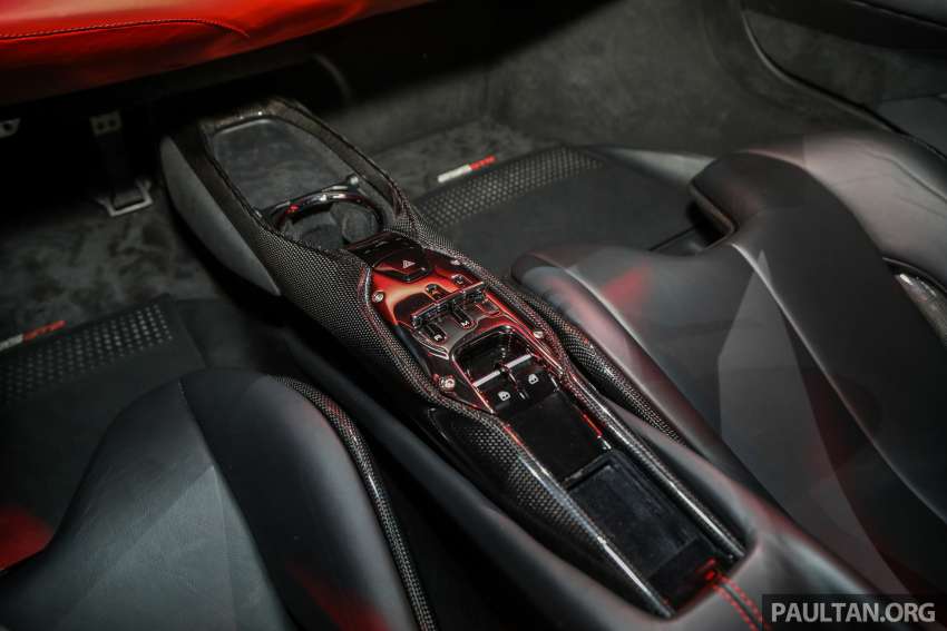 Ferrari 296 GTB kini di Malaysia — 830 PS dan 740 Nm V6 plug-in hybrid, harga bermula dari RM1.228 juta 1436966
