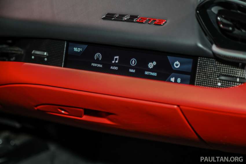 Ferrari 296 GTB kini di Malaysia — 830 PS dan 740 Nm V6 plug-in hybrid, harga bermula dari RM1.228 juta 1436973