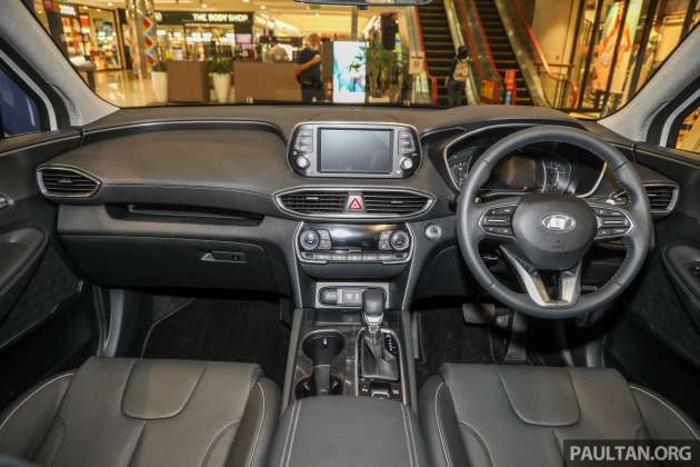 Hyundai Santa Fe 2.2D Executive Plus SE 2022 kini di Malaysia — rim 19-inci, sunroof, dari RM207,888