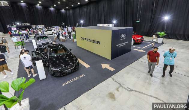 PACE 2022: Check out the Jaguar Land Rover booth – XE, XF and Evoque; plus a peek at the Defender 90