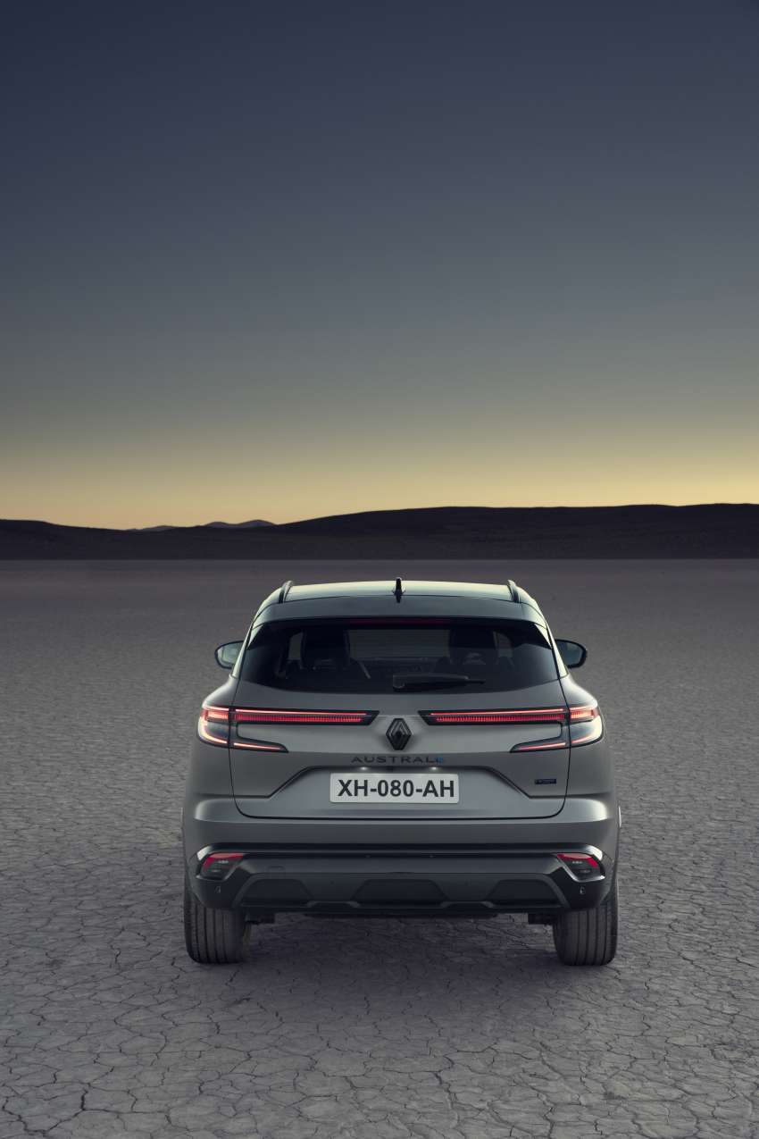 Renault Austral debuts – Kadjar succesor gets 1.2L full- and mild-hybrid, 1.3L mild-hybrid; Level 2 ADAS 1426011