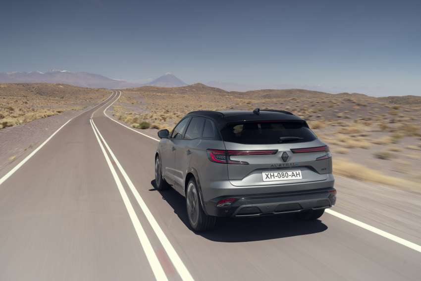 Renault Austral debuts – Kadjar succesor gets 1.2L full- and mild-hybrid, 1.3L mild-hybrid; Level 2 ADAS 1425996