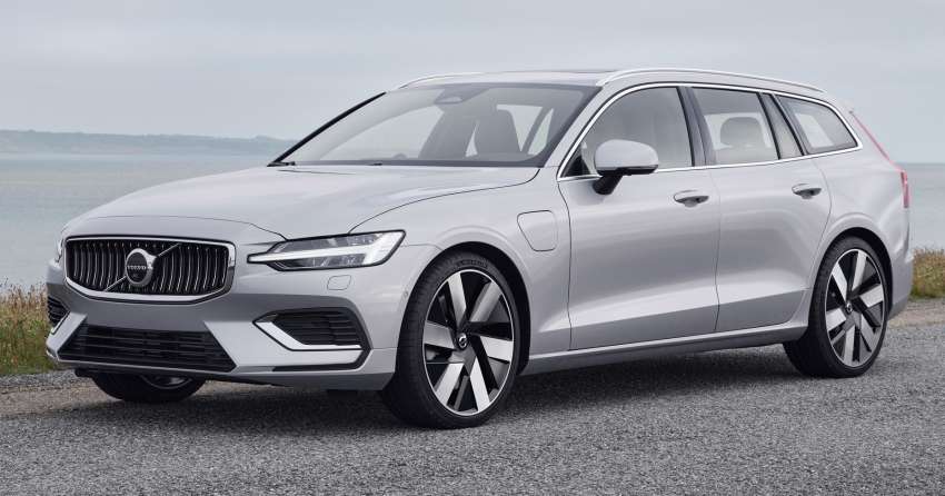 2023 Volvo S60, V60 revealed – no more R-Design, tailpipes; PHEVs get bigger battery and 90 km range 1429100