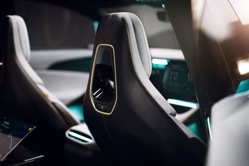 Lotus Eletre revealed – AWD electric SUV with at least 600 hp, 0-100 km/h under 3 secs, 600 km range Image #1437439