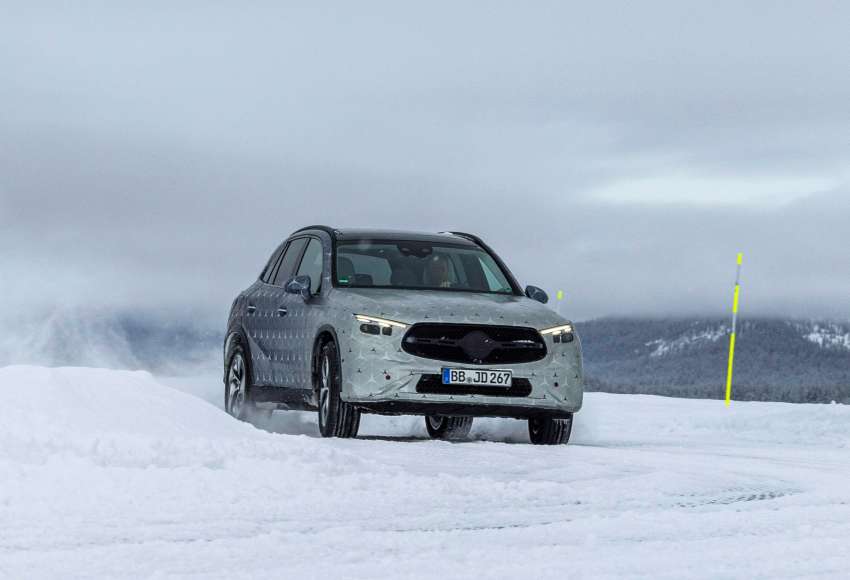 2023 X254 Mercedes-Benz GLC coming this Sept-Nov – next-gen SUV with PHEV tech; rear-wheel steering 1438089