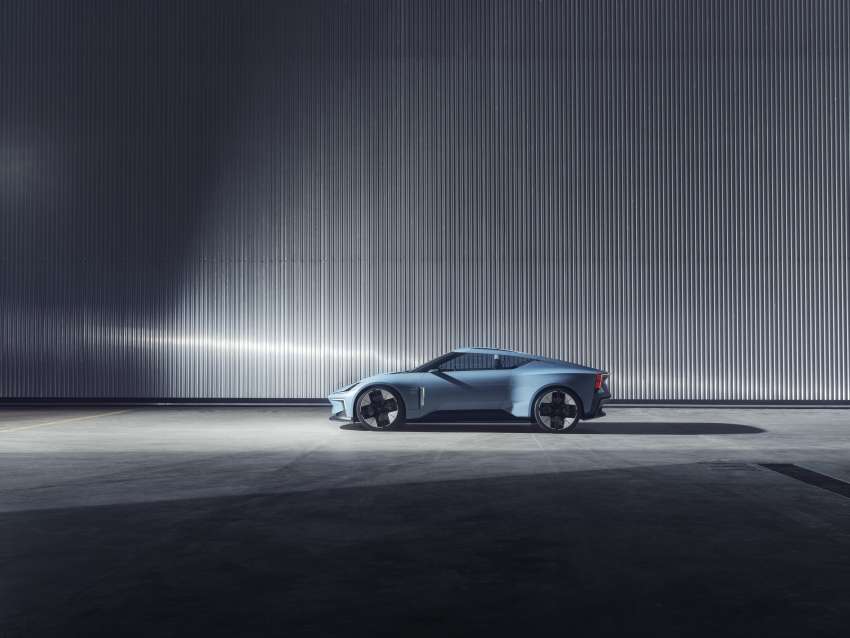 Polestar O<sub>2</sub> concept revealed – electric roadster based on Polestar 5 with bonded aluminium structure, drone 1423605