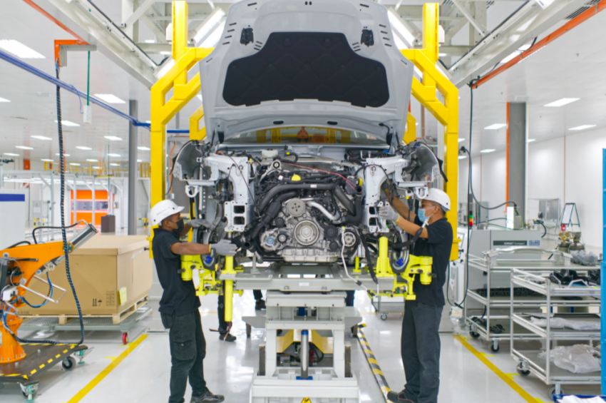 Porsche Cayenne CKD – unit pertama sudah keluar dari pusat pemasangan di Kulim, Kedah, dari RM550k 1436611