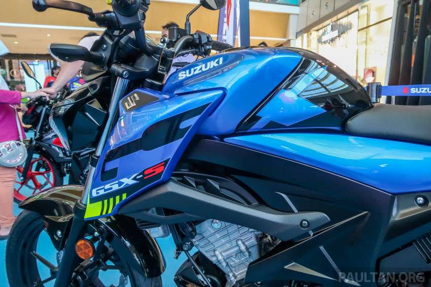 2022 Suzuki GSX-S150 and GSX-R150 in Malaysia, priced at RM10,289 and RM11,329, respectively 1427835