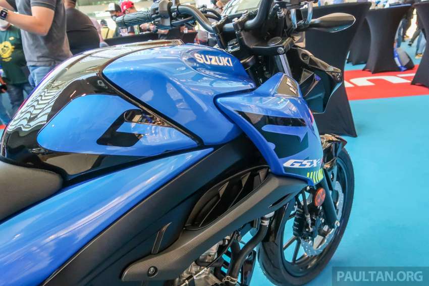 2022 Suzuki GSX-S150 and GSX-R150 in Malaysia, priced at RM10,289 and RM11,329, respectively 1427841