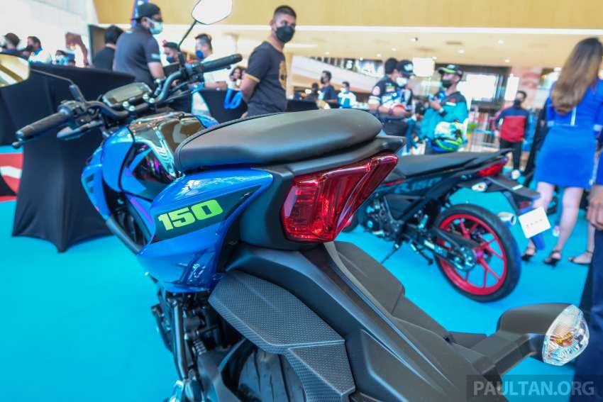 2022 Suzuki GSX-S150 and GSX-R150 in Malaysia, priced at RM10,289 and RM11,329, respectively 1427847