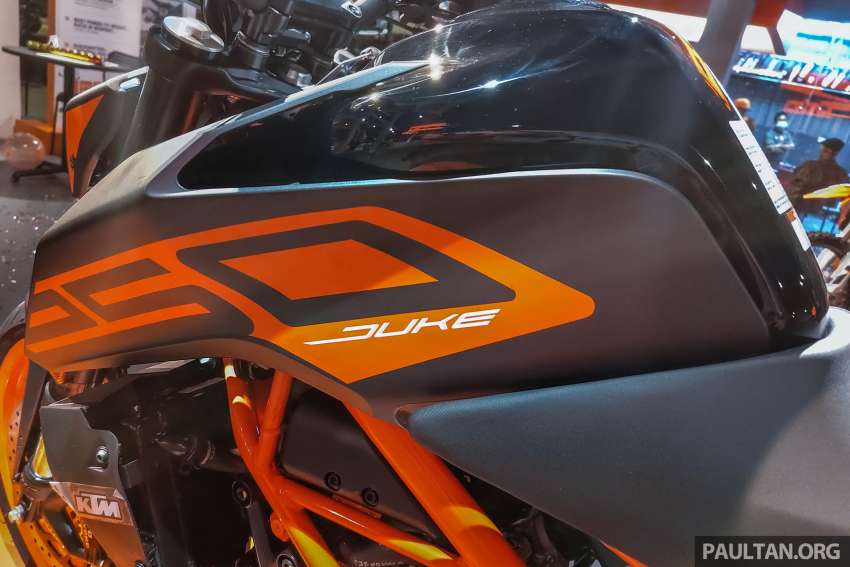 2022 KTM Duke 250 in Malaysia, new colours, RM21.5k 1442200