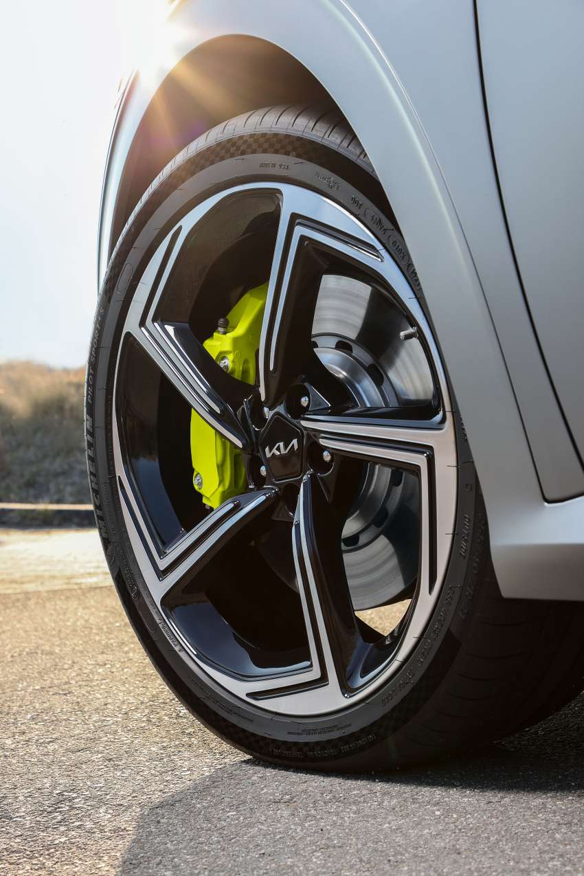 2022 Kia EV6 GT details – 585 PS, 740 Nm, 0-100 in 3.5s, 260 km/h, e-LSD, 10-80% fast charging in 18 min 1443128