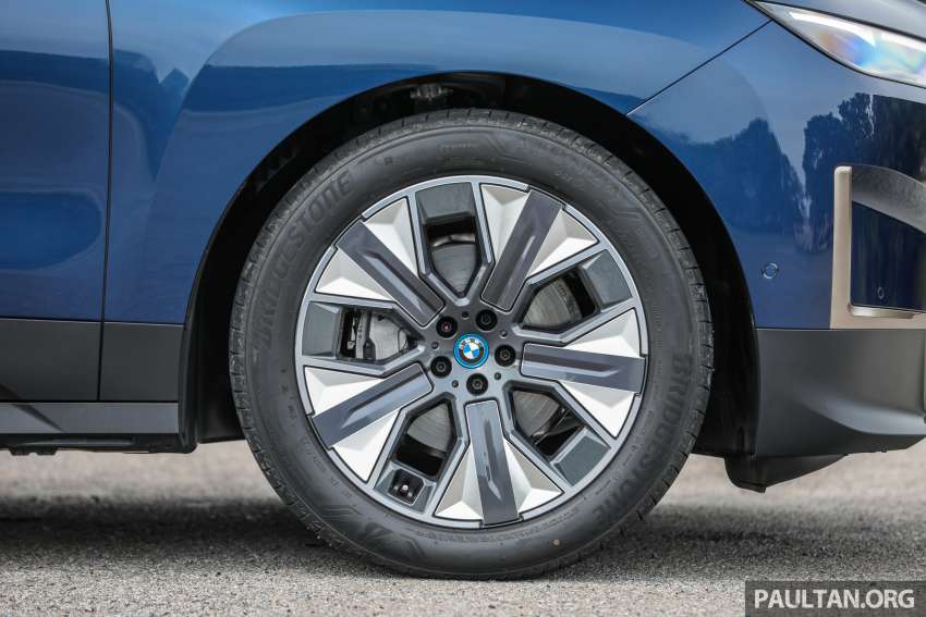 GALERI: BMW ix xDrive40 2022 di M’sia  – SUV elektrik dengan 326 PS, jarak 425 km, harga dari RM361k 1441151
