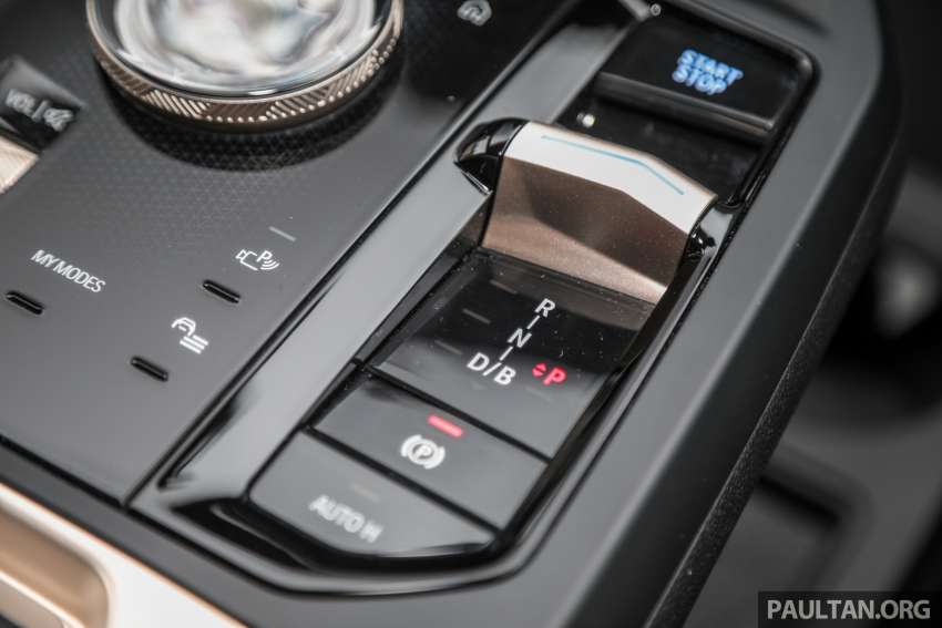 GALERI: BMW ix xDrive40 2022 di M’sia  – SUV elektrik dengan 326 PS, jarak 425 km, harga dari RM361k 1441263