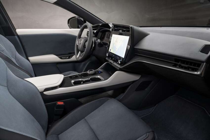 Lexus RZ 450e EV officially revealed – 71.4 kWh battery, twin-motor, up to 450 km range, yoke steering 1588184