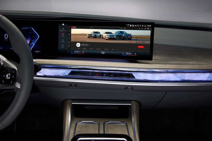 2023 BMW 7 Series: G70 gets Swarovski lights, crystal interior, 31in 8K TV, auto doors with touchscreens! 1446876