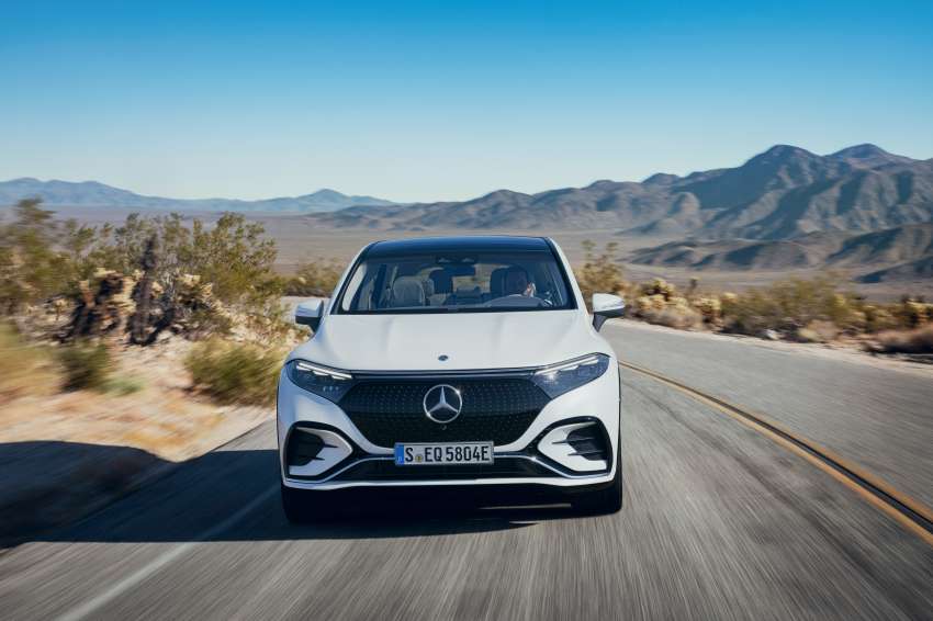 Mercedes-Benz EQS SUV debuts – 3-row EV with up to 660 km range, 544 PS, 858 Nm; MBUX Hyperscreen 1445552