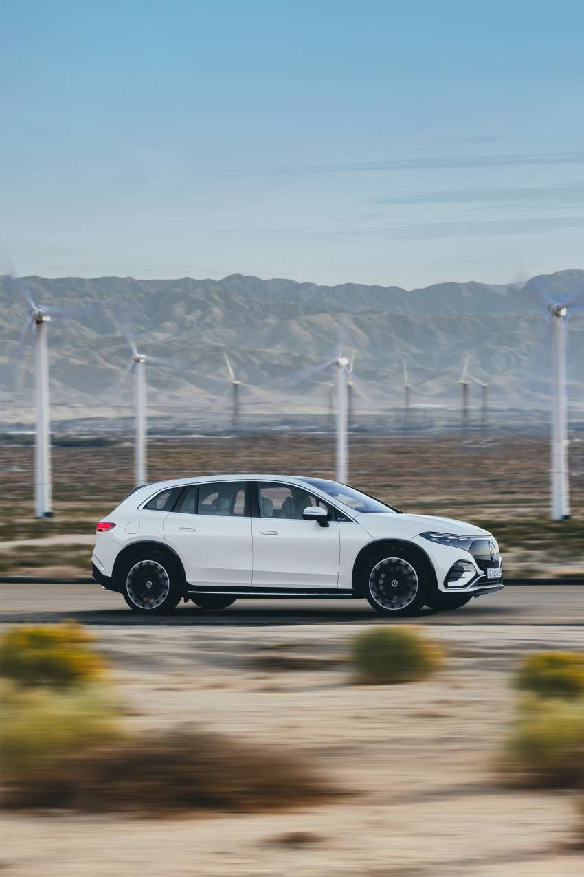 Mercedes-Benz EQS SUV debuts – 3-row EV with up to 660 km range, 544 PS, 858 Nm; MBUX Hyperscreen 1445562