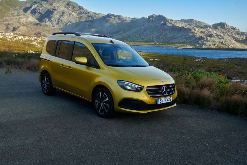 Mercedes-Benz T-Class – 5-seat small van; smaller than a V-Class; petrol and diesel first, EQT EV later 1449576