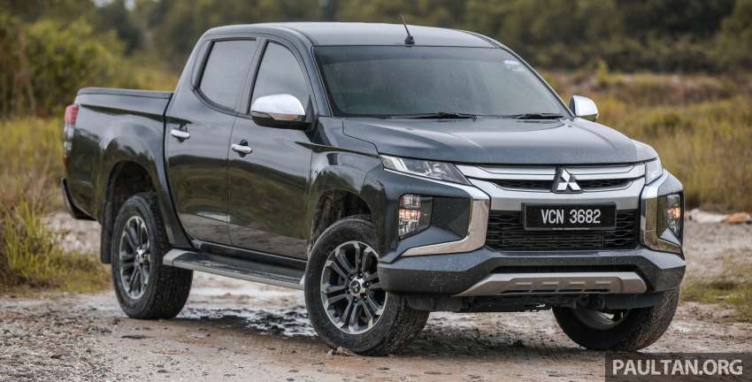 VIDEO: Toyota Hilux 2.4V vs Mitsubishi Triton 2.4 A/T Premium – trak pikap mana lebih berbaloi di Malaysia? 1448535